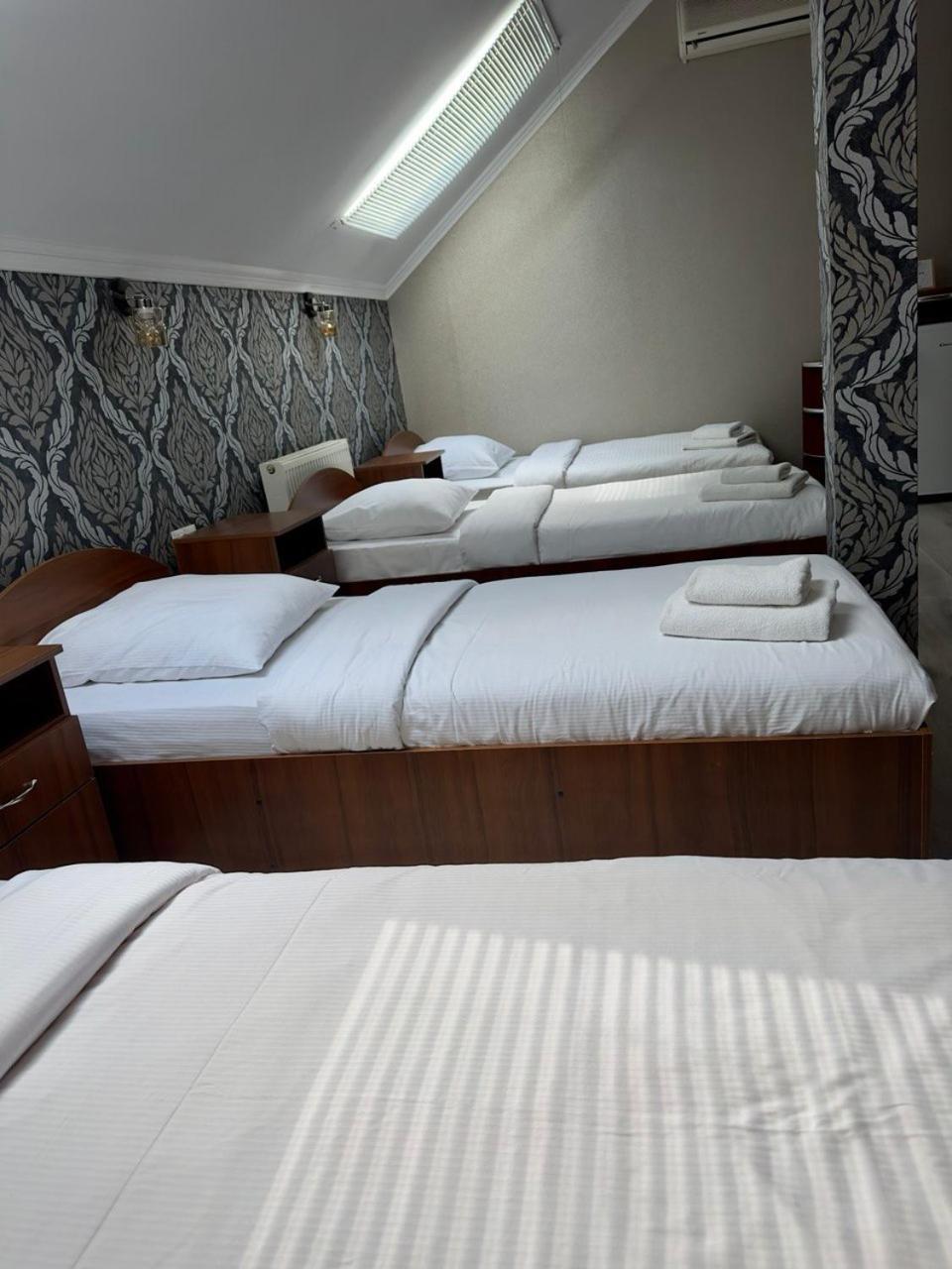 Hotel Львівський Esterno foto