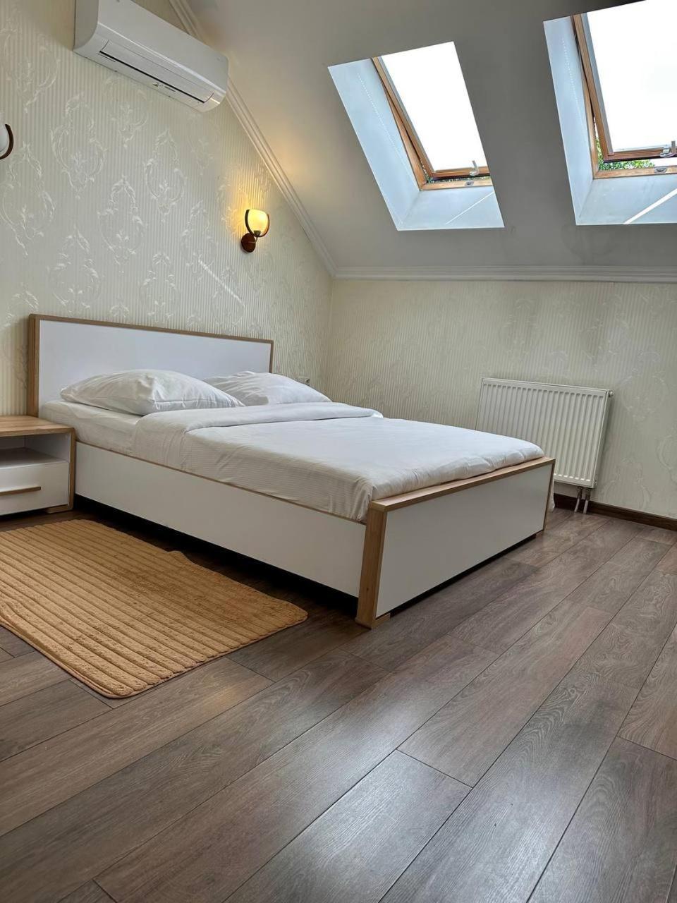 Hotel Львівський Esterno foto