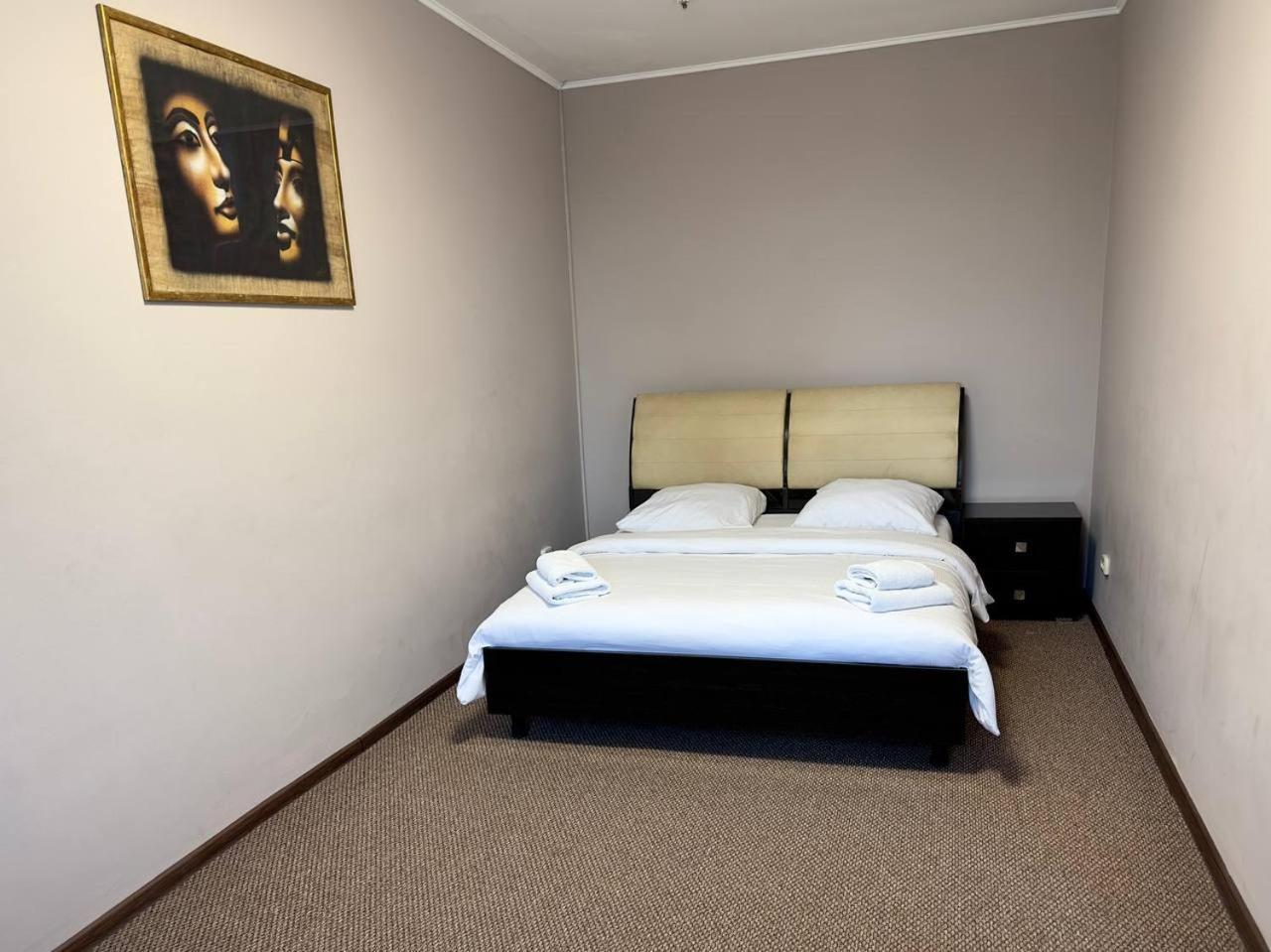 Hotel Львівський Esterno foto